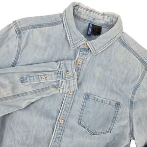 H&M Divided Mens SMALL Denim Button Down Light Wash Cotton Casual Classic‎ Shirt